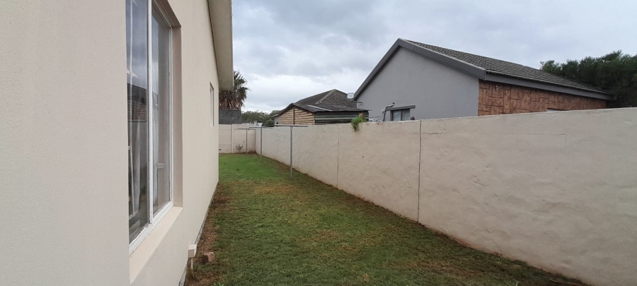 5 Bedroom Property for Sale in Onverwacht Western Cape